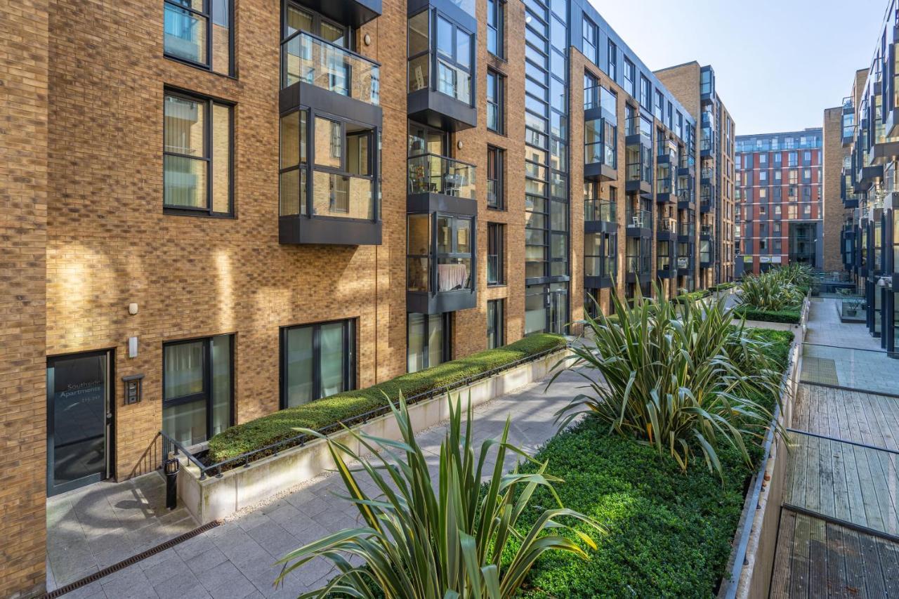Birmingham City Centre Chinatown Apartments With Parking By Arcadian 外观 照片